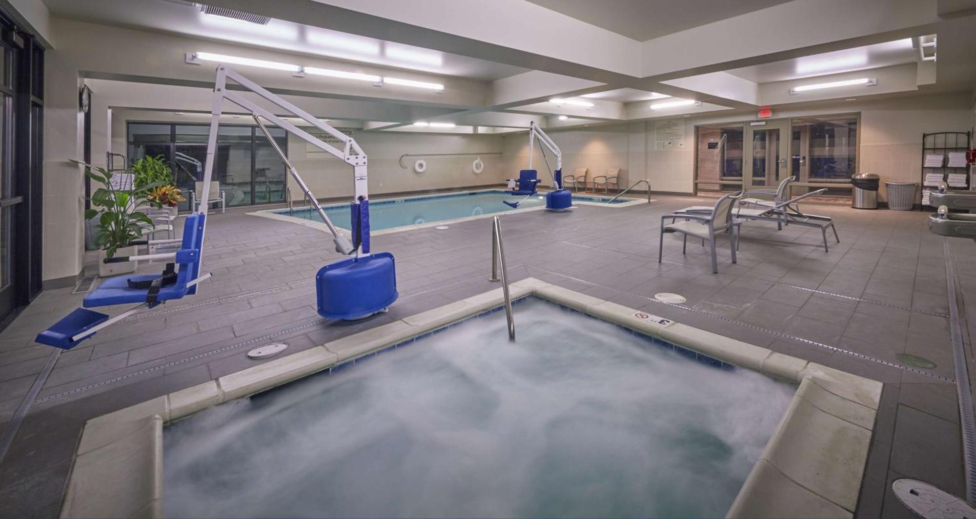 Hampton Inn & Suites Hood River Bagian luar foto