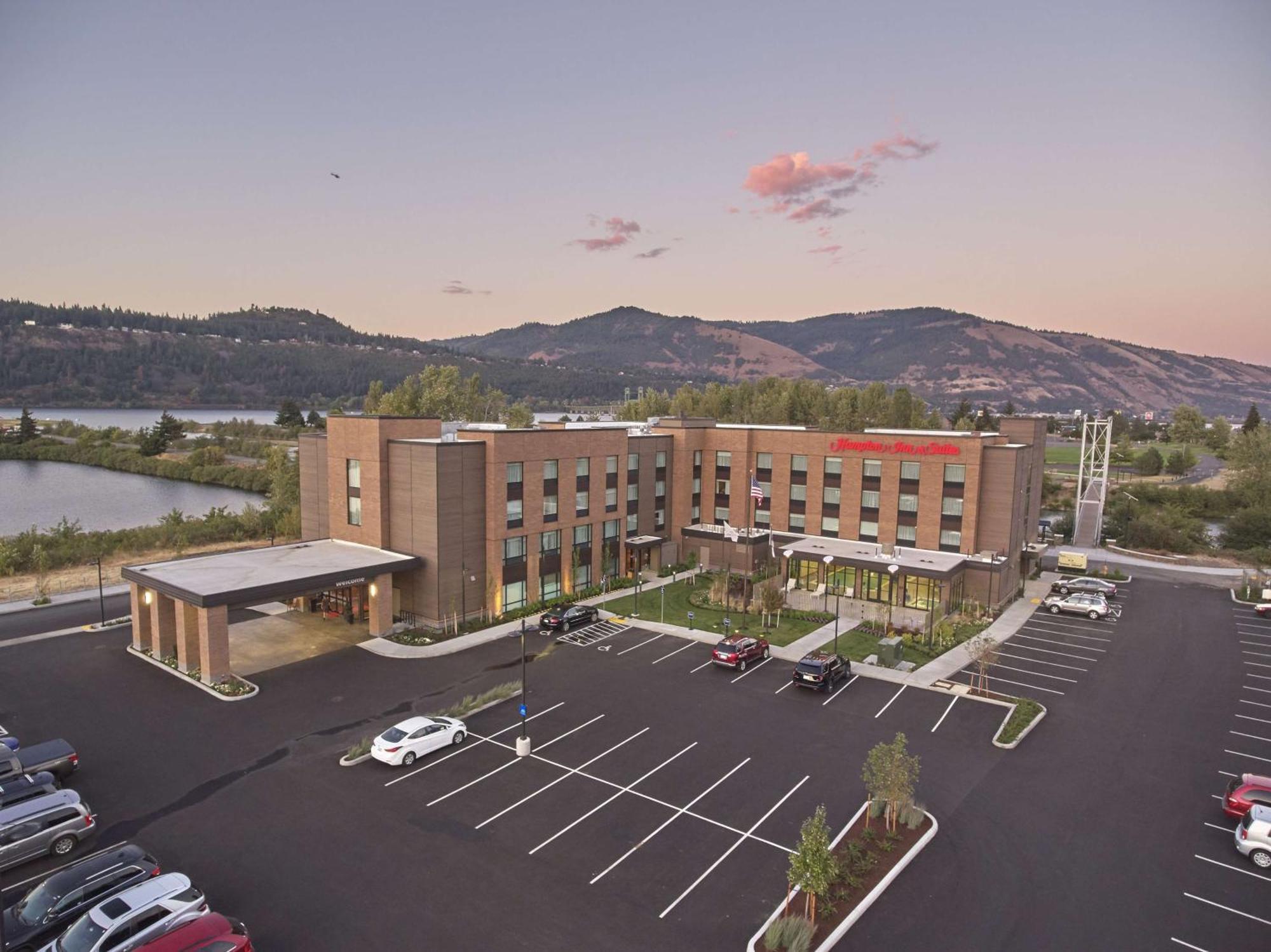 Hampton Inn & Suites Hood River Bagian luar foto