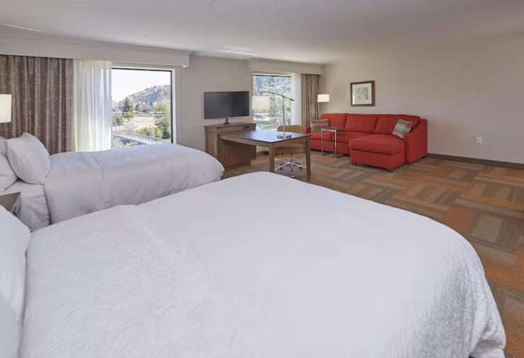 Hampton Inn & Suites Hood River Bagian luar foto