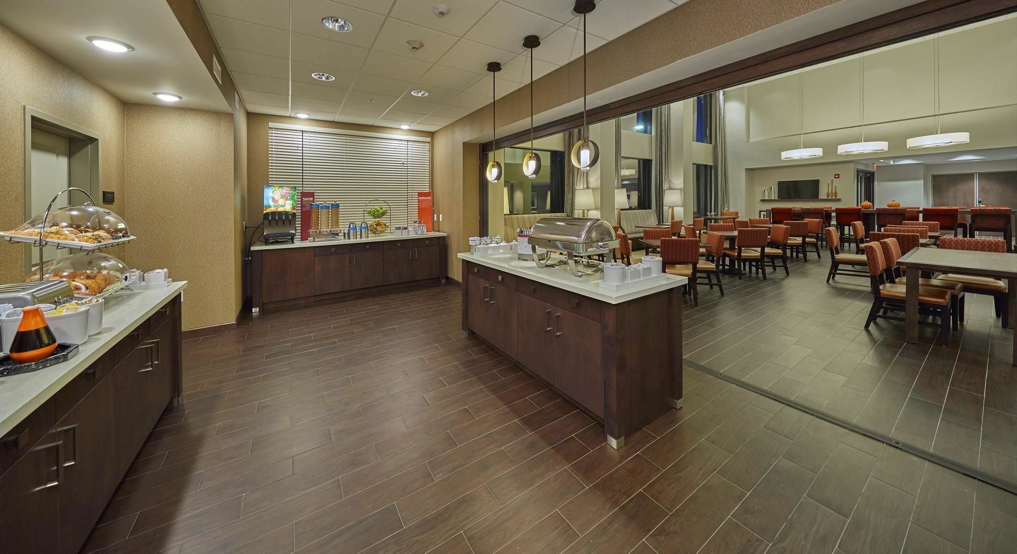 Hampton Inn & Suites Hood River Bagian luar foto